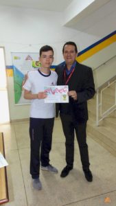 Reconhecimento dos alunos destaques de 2º bimestre 2019 no Colégio Castro Alves